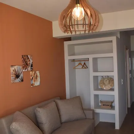 Aegialis Seaside Aparthotel 4*