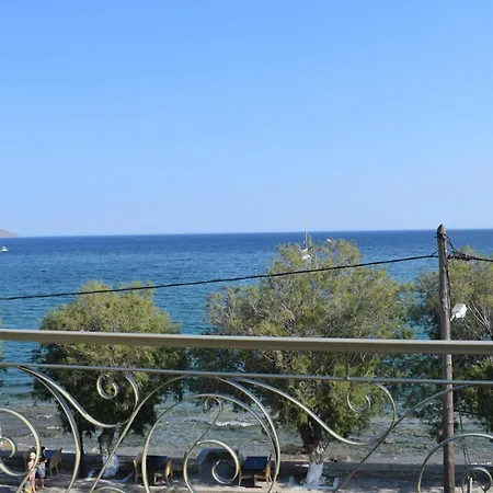 αιγιαλίς - πολυτελη διαμερισματα Karystos (Evia)