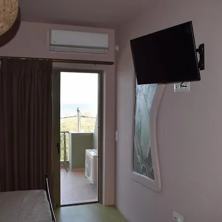 αιγιαλίς - πολυτελη διαμερισματα Aparthotel Karystos (Evia)