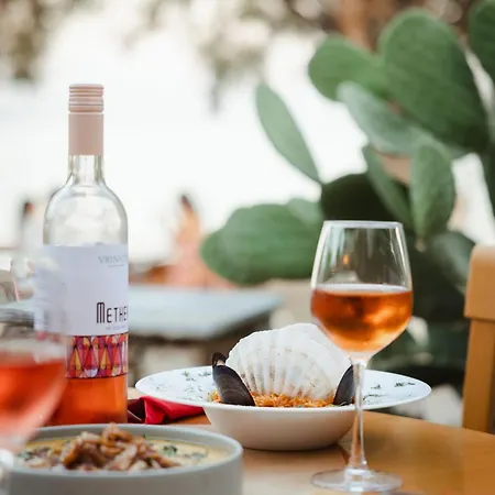 Aegialis Luxury Lägenhetshotell 4*