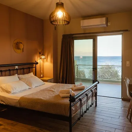 Aegialis Seaside Aparthotel Karystos (Evia)