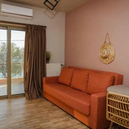 Apart-hotel Aegialis Seaside 4*